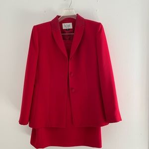 Women’s red 2-piece pant suit